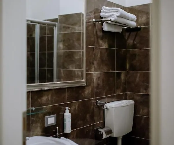 Otel Maison Lalla Cesenatico