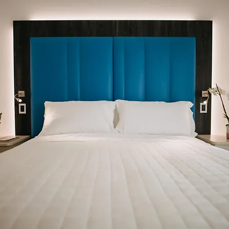 Maison Lalla Hotel 4*