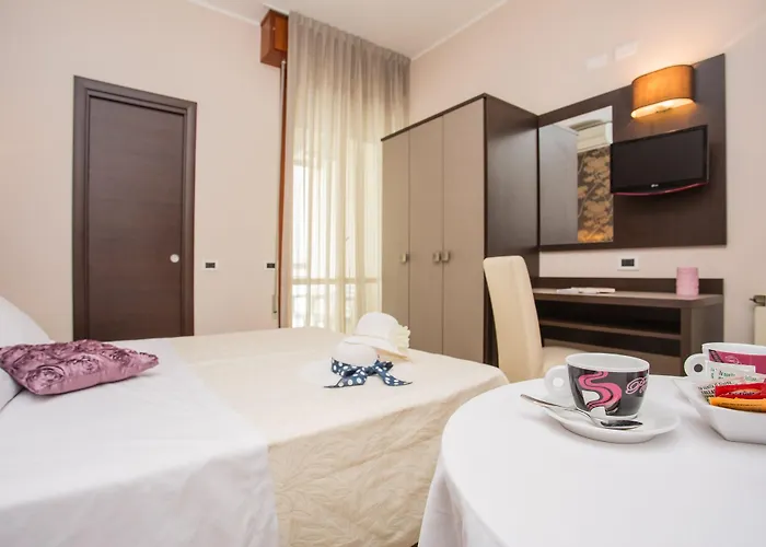 Hotel Maison Lalla Cesenatico