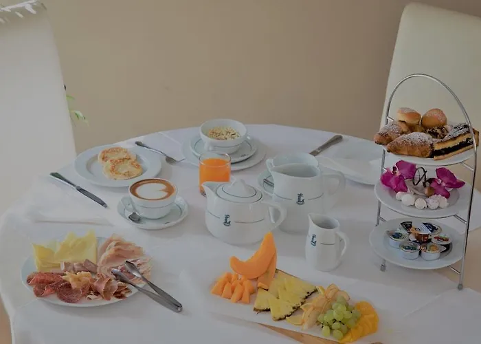 Maison Lalla Hotell 4*