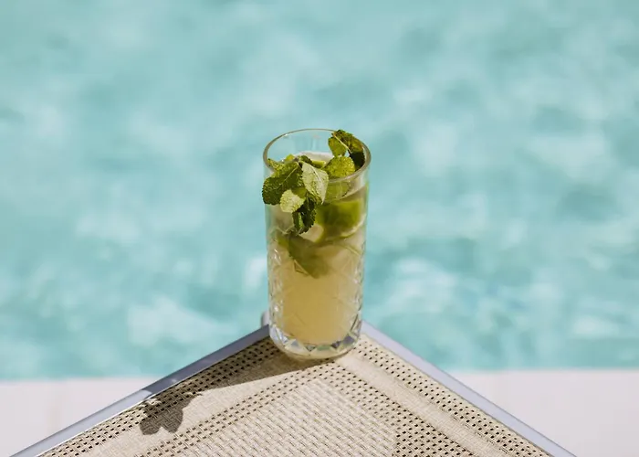 Ξενοδοχείο Maison Lalla 4*